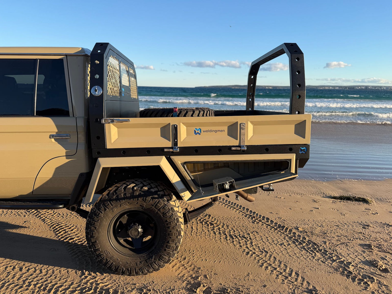 1850 Dual Cab Tray 79 Series - photo 7